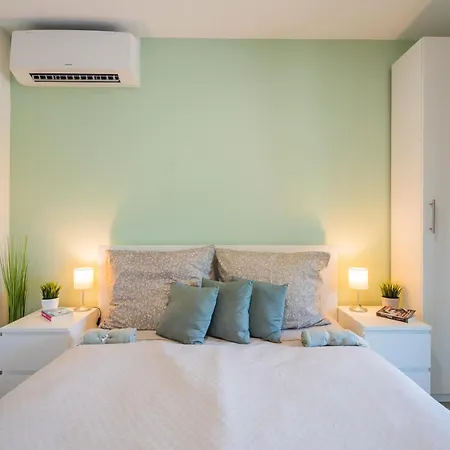 Romai Haz 1. Emma Apartman * Siofok
